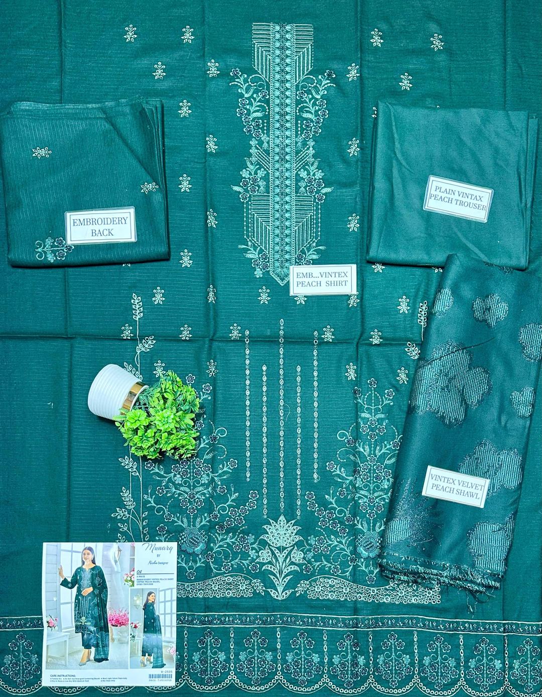 3 Pcs Women's Unstitched Plain Suit