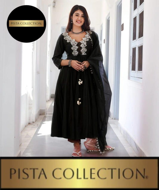 3 Pcs Women's Stitched Embroidered Maxi Suit