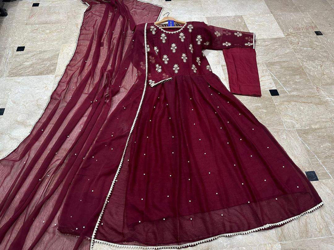 3 Pcs Women's Stitched Chiffon Embroidered Maxi Suit