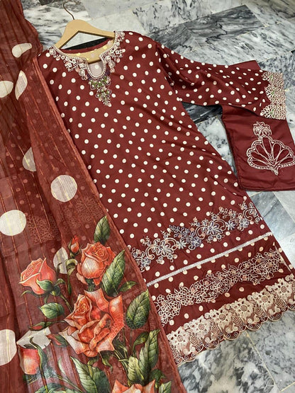 3 Pcs Women's Stitched Lawn Printed Suit