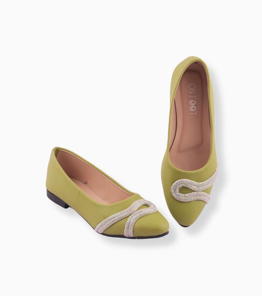 Velora Pumps