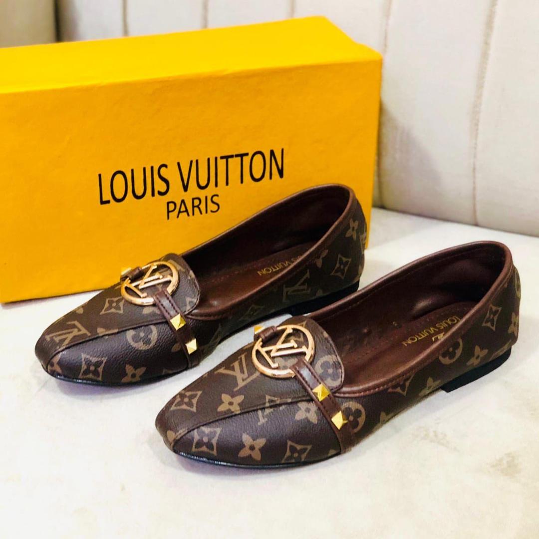 Women's Synthetic Leather Fancy Pumps